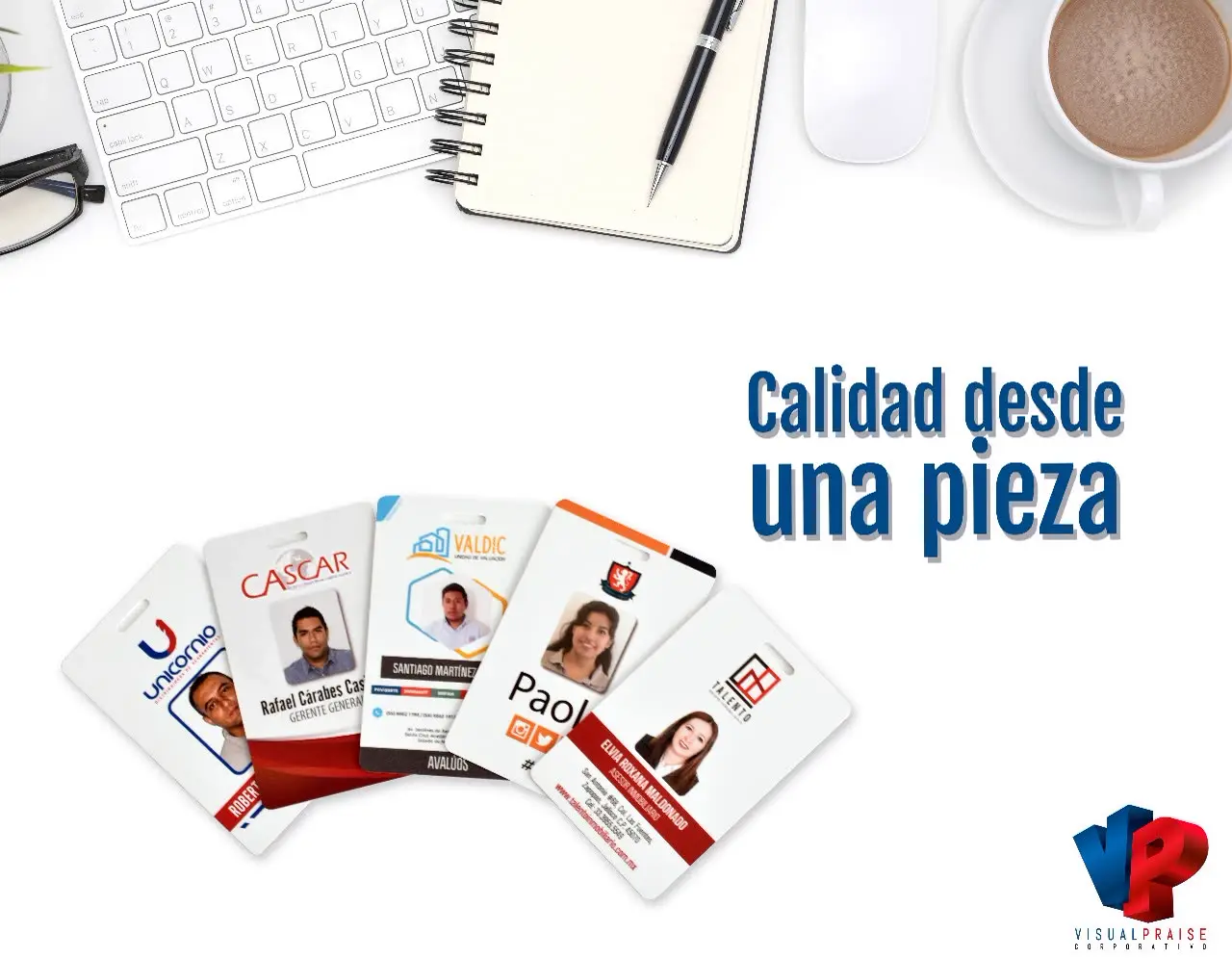 Credencial de PVC personalizada 16