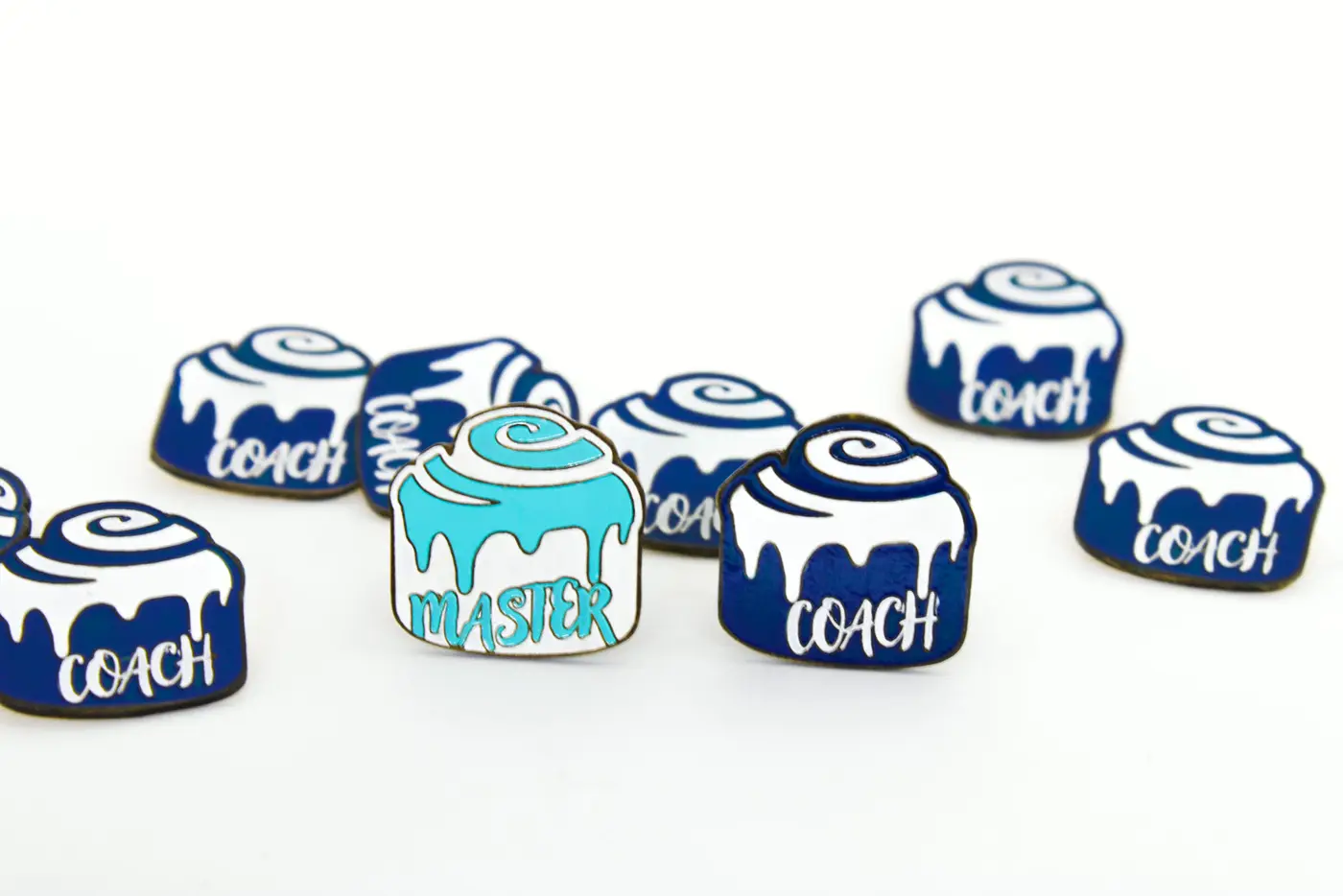 Pines metálicos personalizados para Cinnabon
