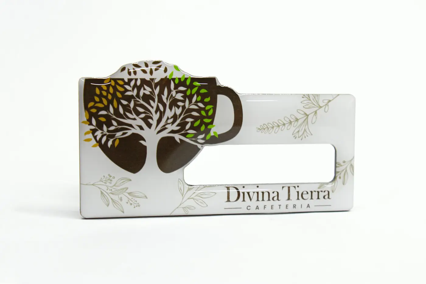 Gafete especiale para Divina Tierra