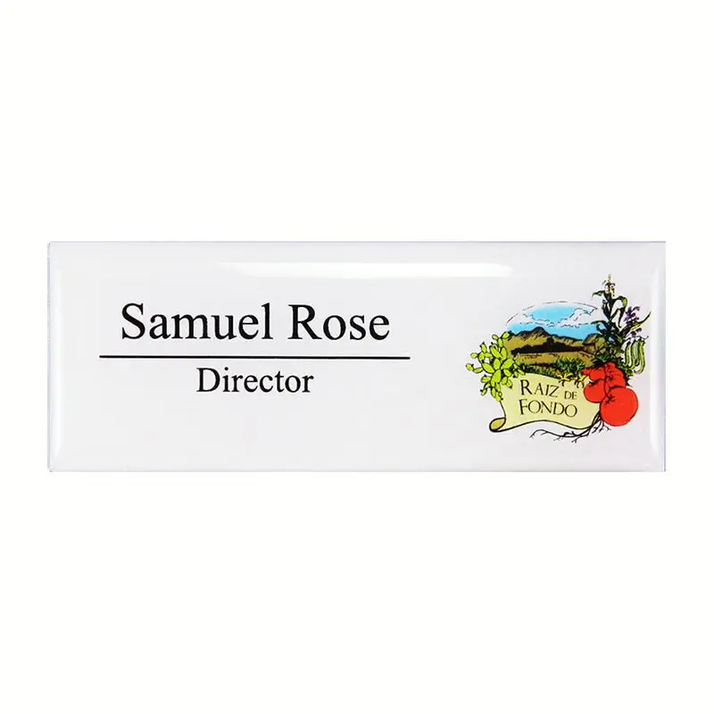 Gafete premium acabado blanco personalizado — muestra 14