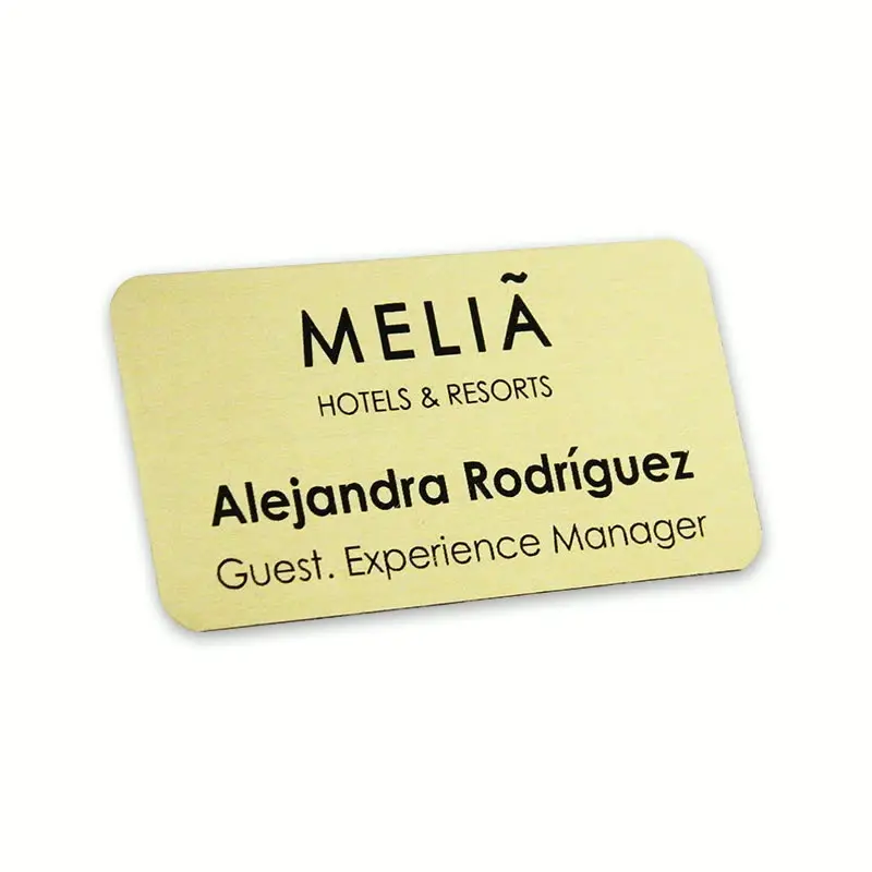 Gafete económico personalizado — muestra 11