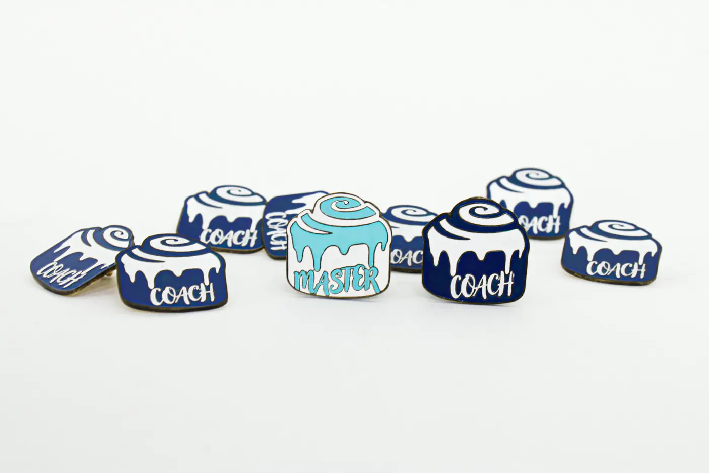 Pines metálicos personalizados para Cinnabon